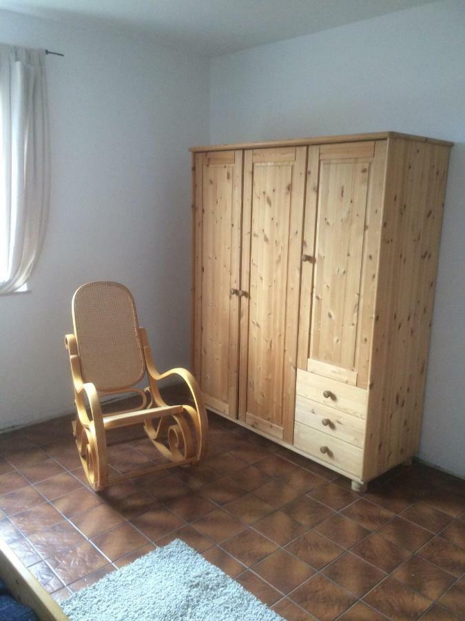 Dg Rechts 108A 2 Zimmer Apartment Dachgeschoss Holzminden Esterno foto